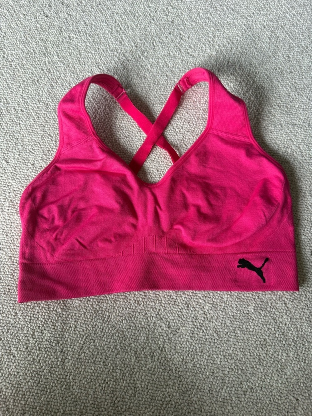 PUMA Pink Seamless Sports Bra Adjustable Strap Size M